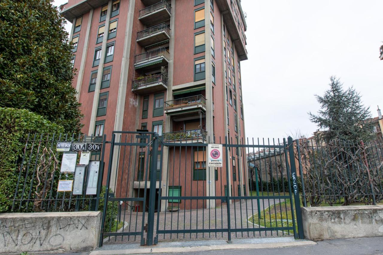 Daplace - Portaluppi Apartment Milan Bagian luar foto