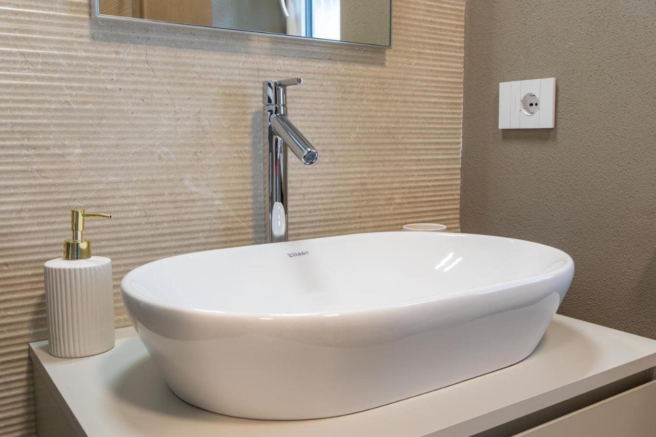 Daplace - Portaluppi Apartment Milan Bagian luar foto
